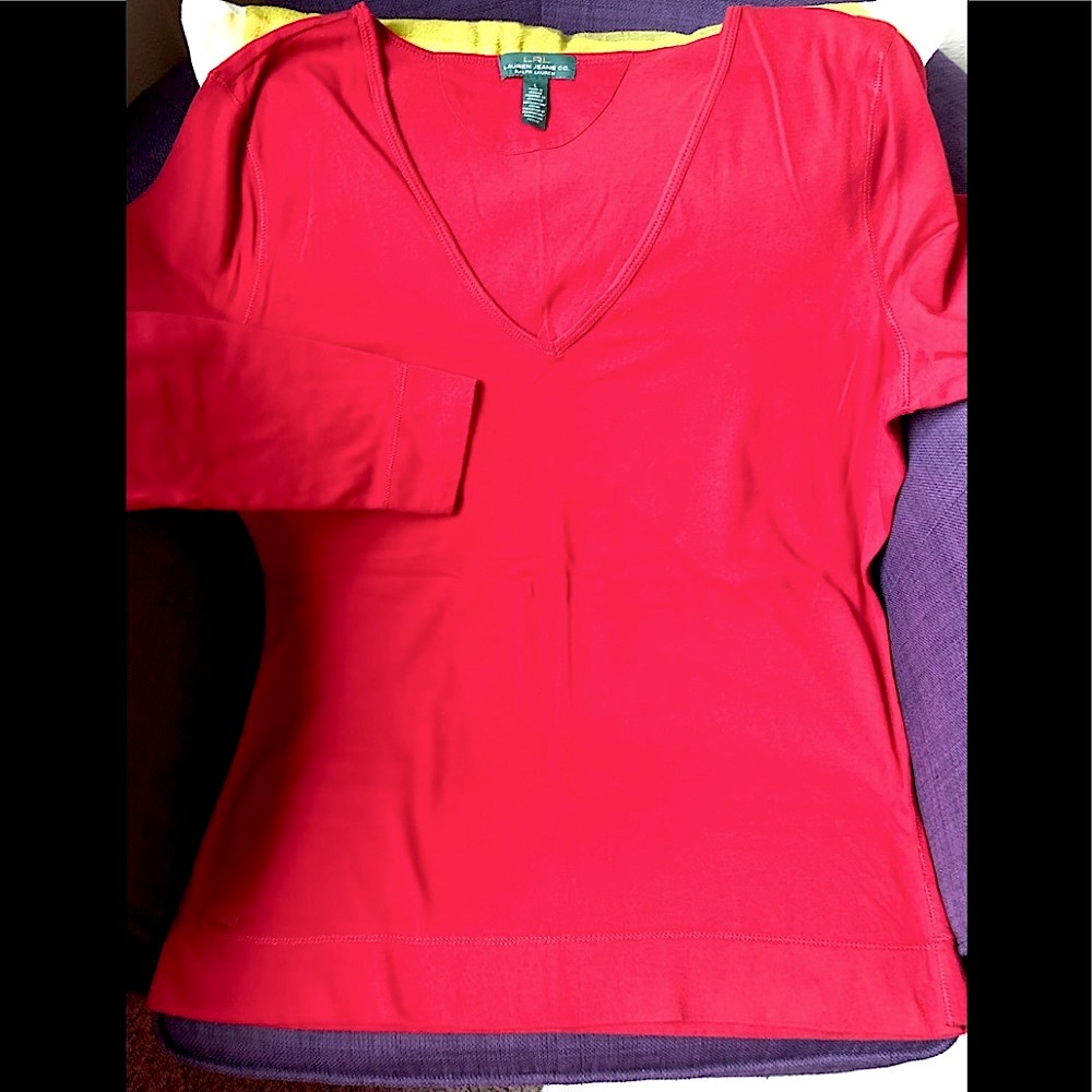 Ralph Lauren  v-neck tee
